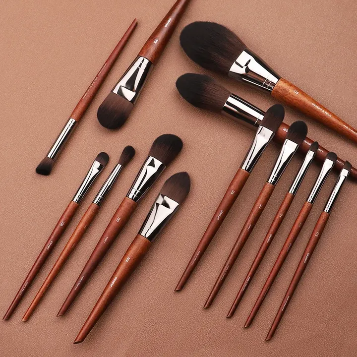 فرش مكياج  Makeup Brush