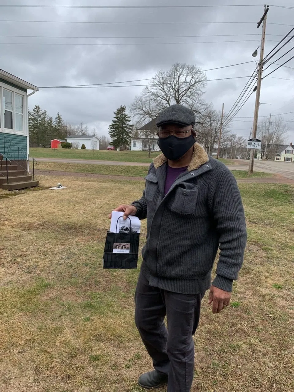 DION Black Face Mask - Comfortable Fit