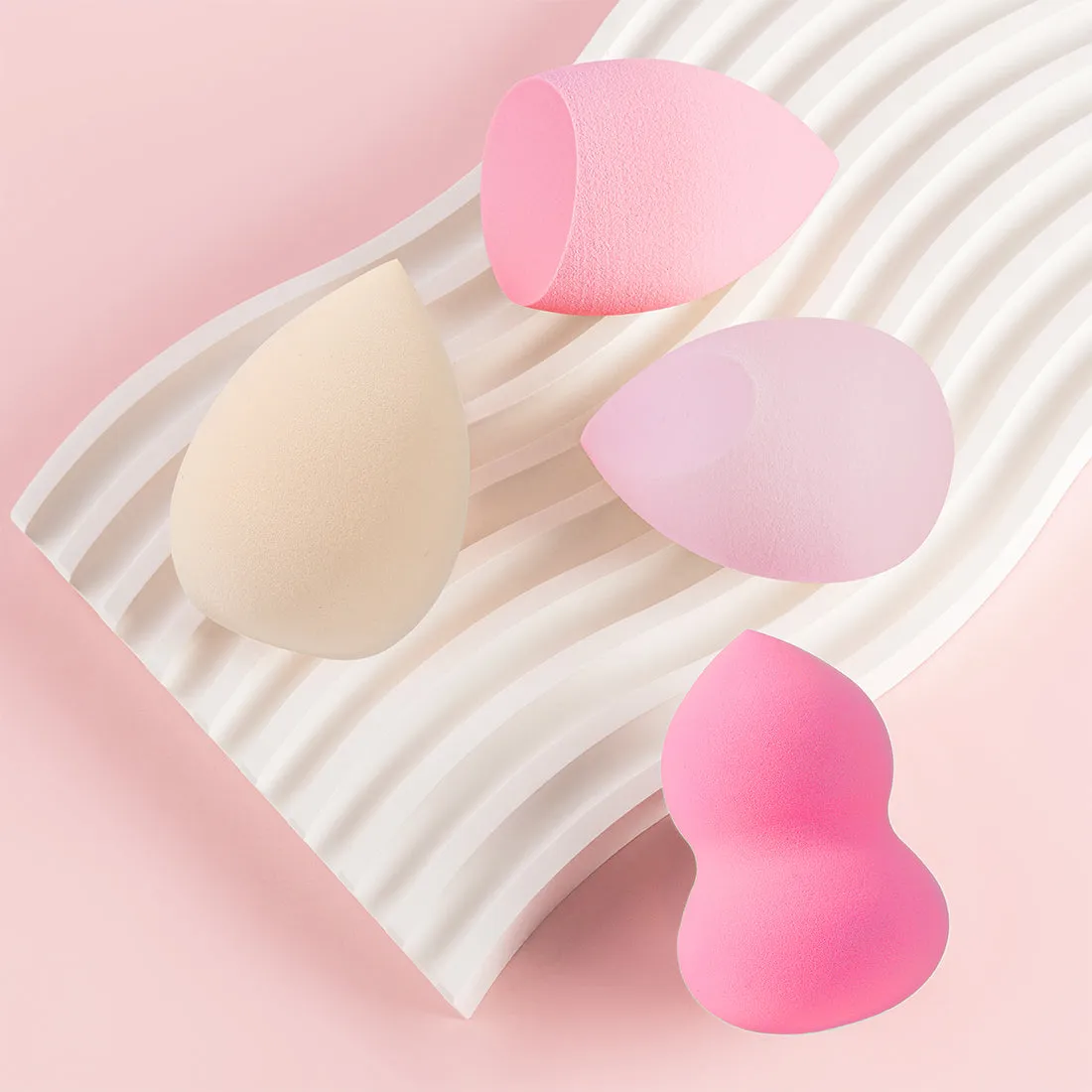 Matt look Blend Beyond Limits Super Soft Latex-Free Beauty Blenders Set Of 4