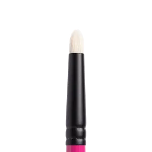 Whats Up Beauty - R107 Large Pencil Eyeshadow Brush